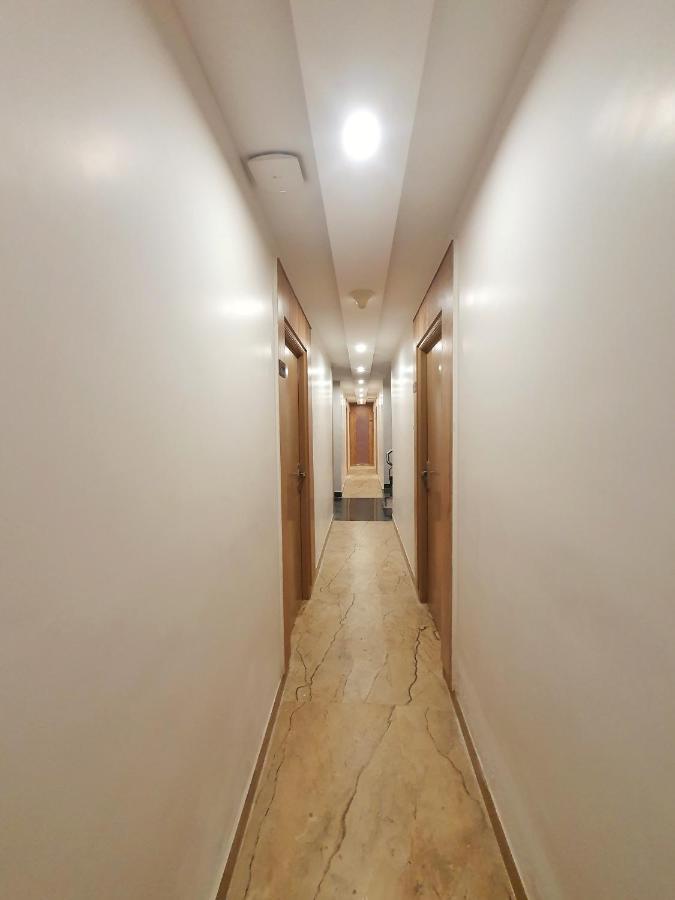 Stay Court - Business Class Hotel - Near Central Railway Station Τσενάι Εξωτερικό φωτογραφία