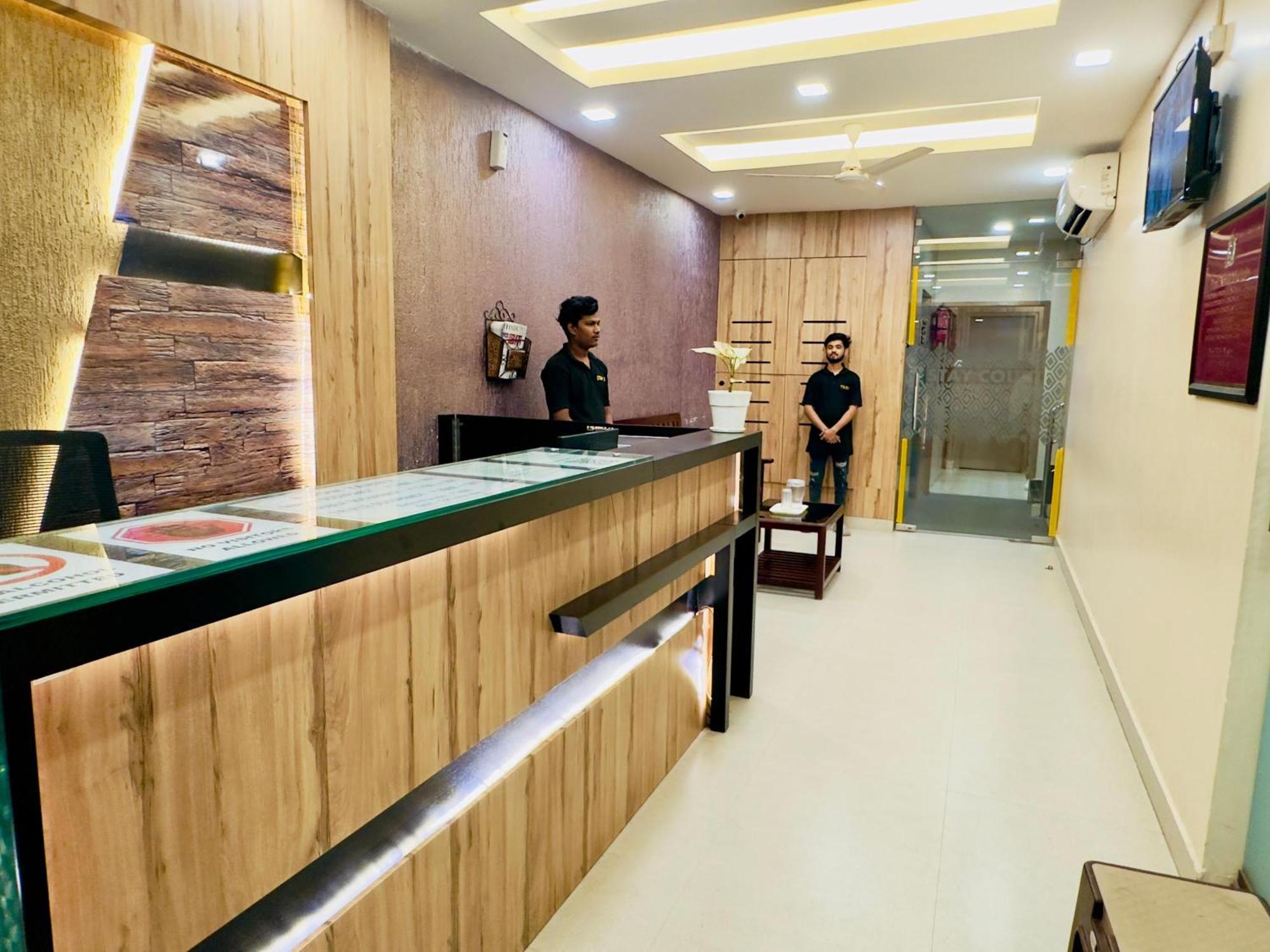 Stay Court - Business Class Hotel - Near Central Railway Station Τσενάι Εξωτερικό φωτογραφία