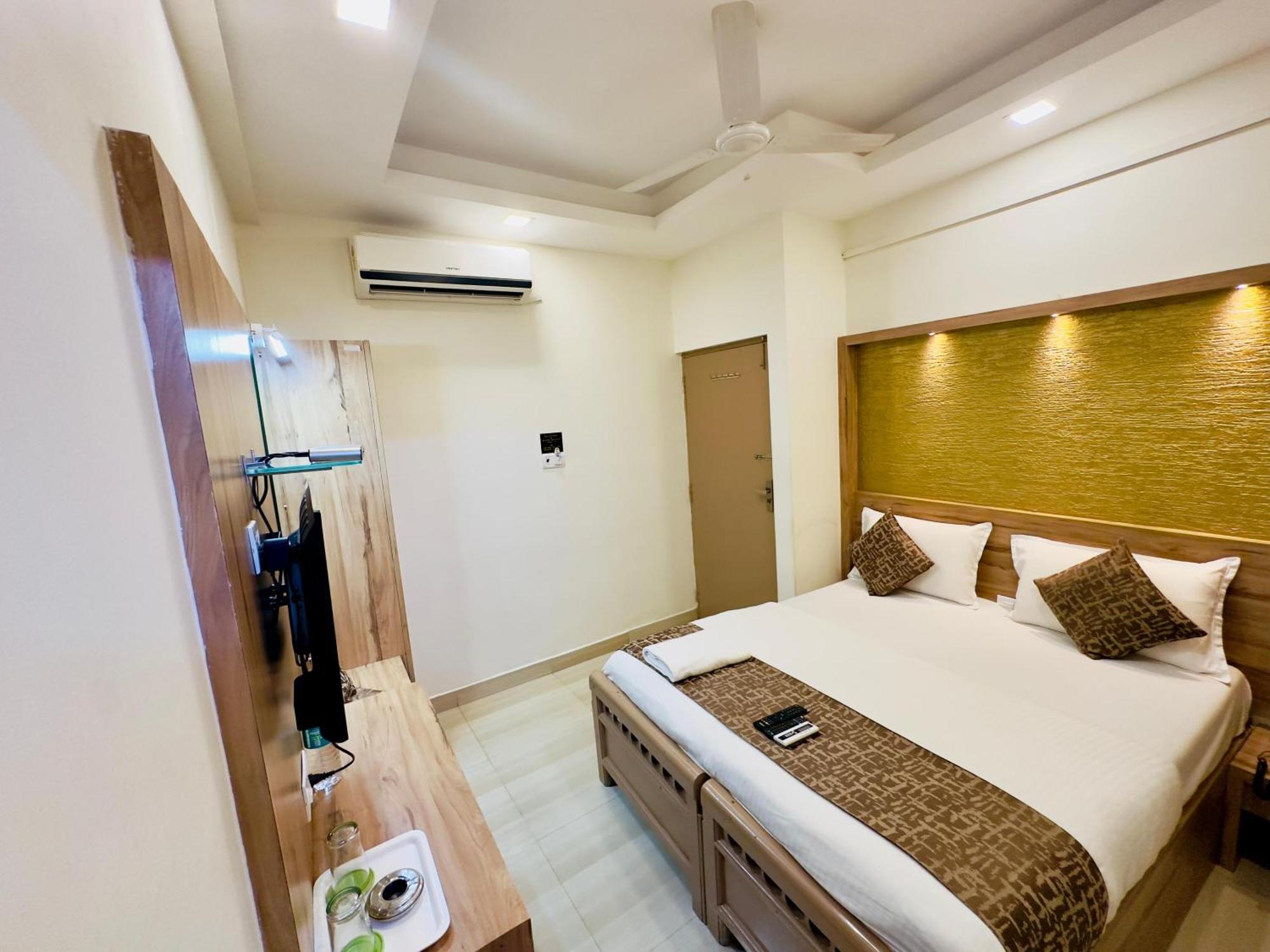 Stay Court - Business Class Hotel - Near Central Railway Station Τσενάι Εξωτερικό φωτογραφία